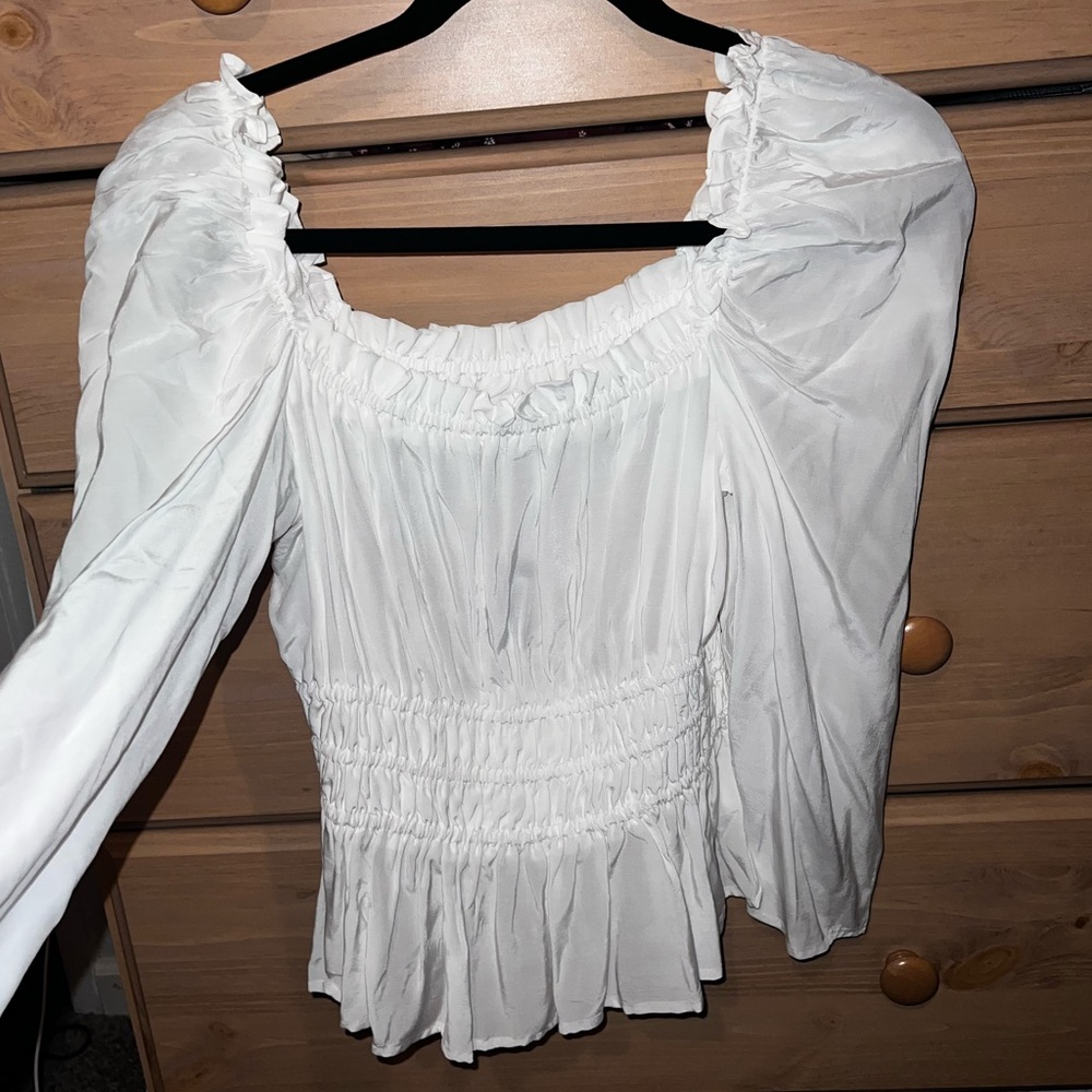 Express puff sleeve top